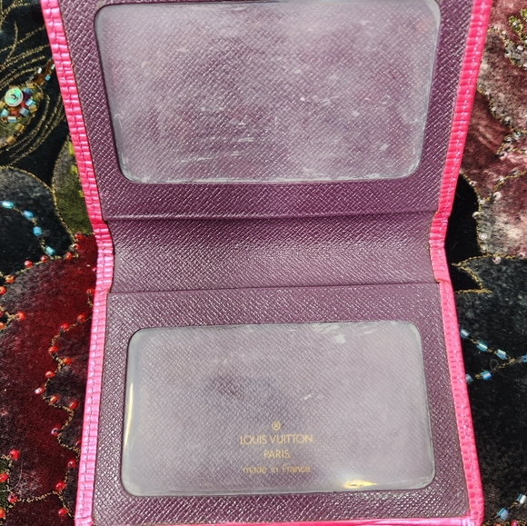 Louis Vuitton ID Wallet - Picture 8 of 10